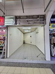 Tampines Street 21 (D18), Shop House #573465321